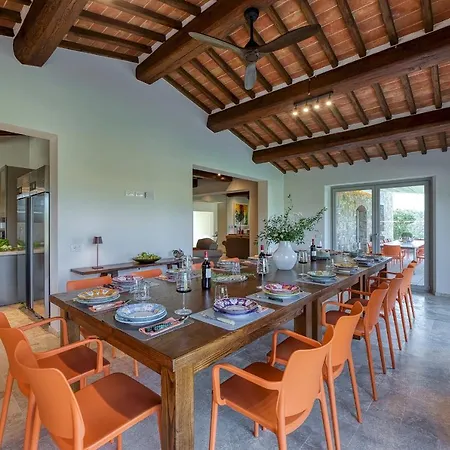 Villa La Calcinaia 16, Emma
